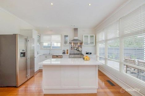 Property photo of 4 Eric Avenue Mordialloc VIC 3195