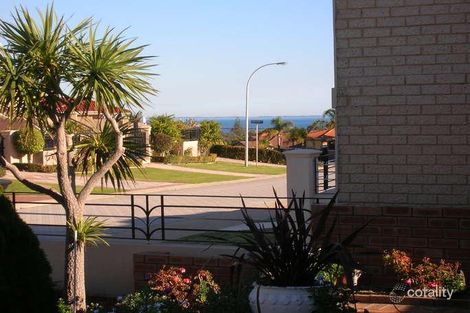 17 Longreach Pde, Coogee, WA 6166