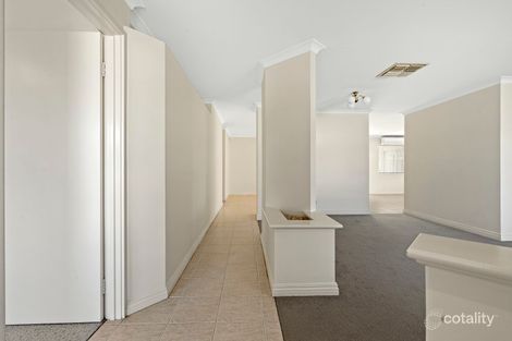 Property photo of 43 Sugarwood Drive Thornlie WA 6108