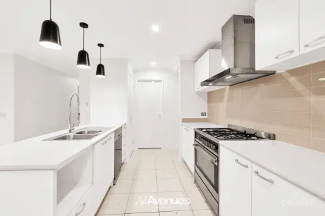 Property photo of 40 Falabela Road Clyde North VIC 3978