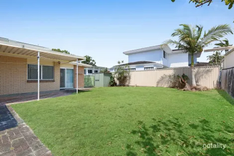 Property photo of 10 Parnki Parade Palm Beach QLD 4221