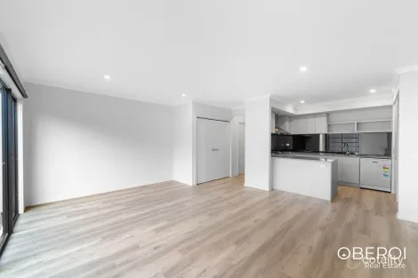 Property photo of 46 Wanderer Circuit Wollert VIC 3750