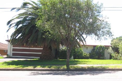 112 Caroline Chisholm Dr, Winston Hills, NSW 2153