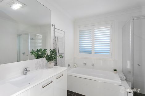 Property photo of 10 Colonial Street Wadalba NSW 2259