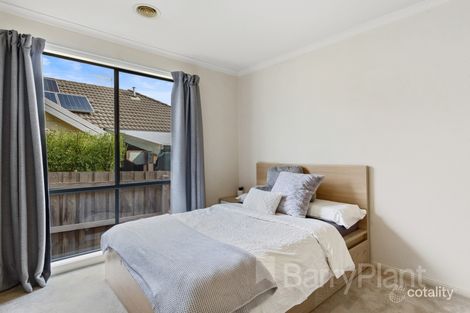 Property photo of 10 Colonial Court Wantirna VIC 3152
