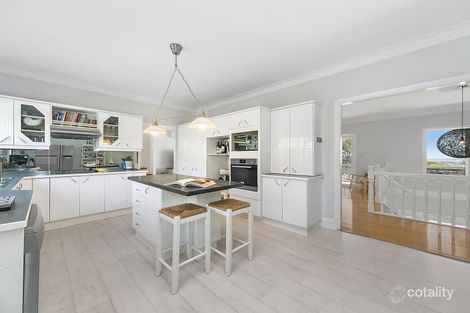 Property photo of 2 Scenic Drive Caves Beach NSW 2281