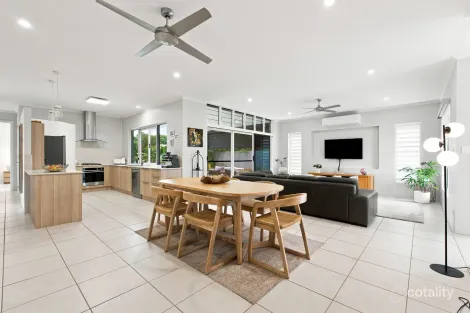 31 SANCTUARY CRES, WONGALING BEACH, QLD 4852