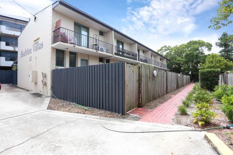 Property photo of 1/12 Rosina Street Kangaroo Point QLD 4169