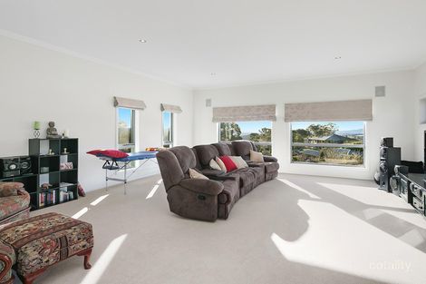 Property photo of 79 Waterfall Drive Jerrabomberra NSW 2619