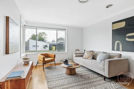 Property photo of 2 Harrison Street Scullin ACT 2614