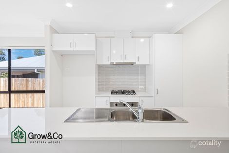 2 Highfields Rd, Highfields, QLD 4352