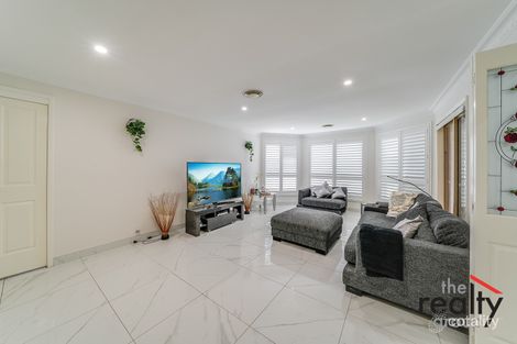 Property photo of 6 Kennedia Place Mount Annan NSW 2567