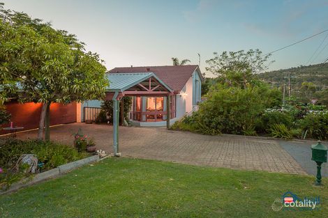Property photo of 3 Gemsarna Crescent Kelmscott WA 6111