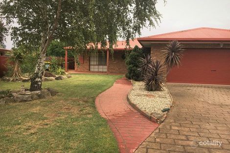 Property photo of 2 Hakea Court Kyabram VIC 3620