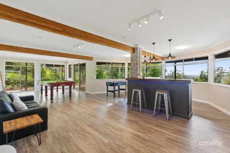 Property photo of 18 Merlin Court Preston QLD 4352