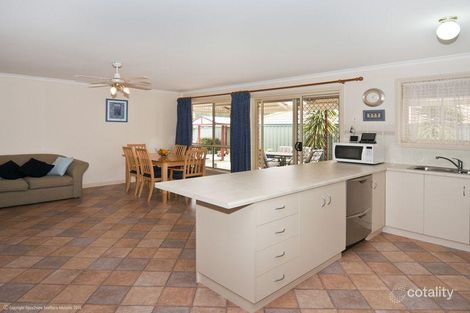 Property photo of 5 Erebus Circuit Morphett Vale SA 5162