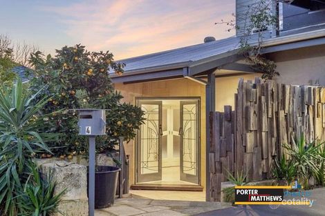 Property photo of 14 Davilak Street Como WA 6152