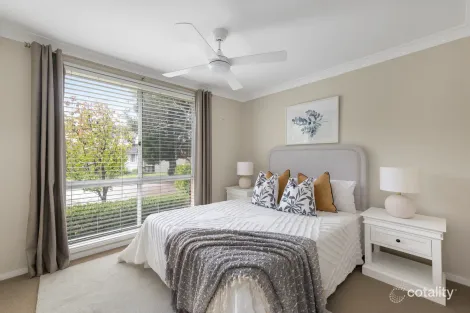 Property photo of 12 Gabrielle Close Mount Colah NSW 2079