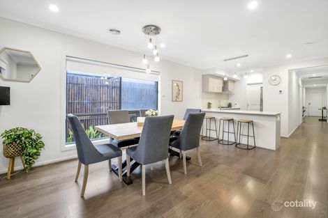 Property photo of 8 Crestfield Way Wyndham Vale VIC 3024