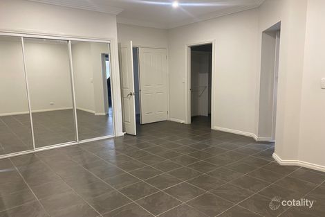 Property photo of 33 Mosman Way Craigieburn VIC 3064