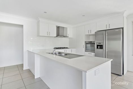Property photo of 3 Beacon Court Elanora QLD 4221