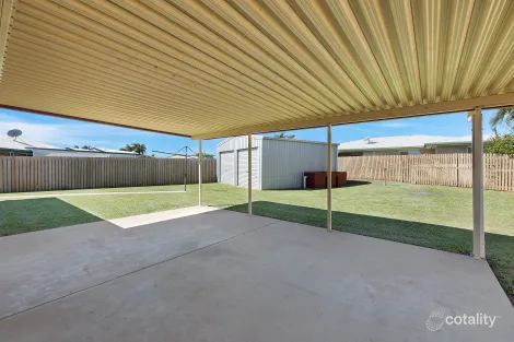 Property photo of 36 Caledonian Drive Beaconsfield QLD 4740