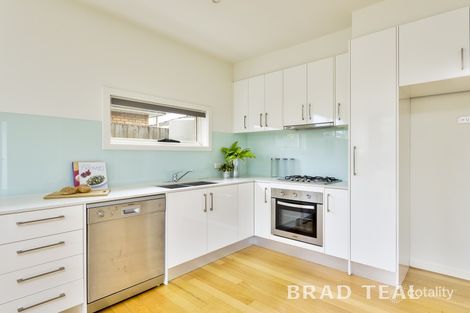 Property photo of 2/297 Cumberland Road Pascoe Vale VIC 3044
