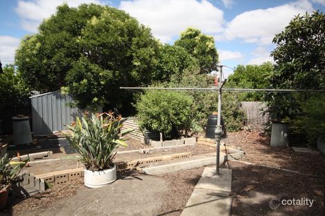 7 Rosedale Cres, Dallas, VIC 3047