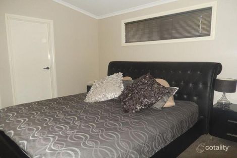 Property photo of 15 Jadura Crescent Baynton WA 6714