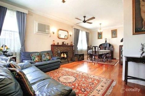 Property photo of 140 Mackie Road Bentleigh East VIC 3165