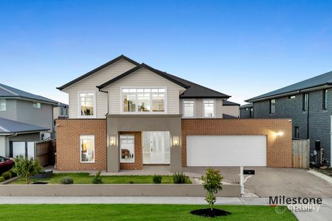 16 Watergardens Cct, Lyndhurst, VIC 3975