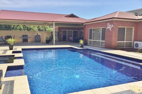 Property photo of 5 Deakin Grove Tongala VIC 3621