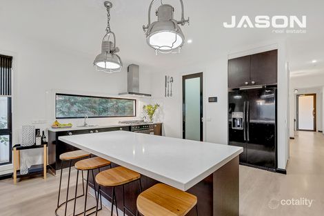 Property photo of 16 Bologna Crescent Greenvale VIC 3059