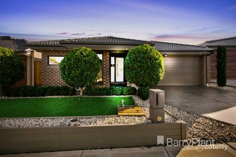 Property photo of 48 Attunga Grove Werribee VIC 3030