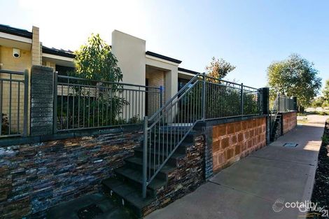 29 Redstone Trl, Ellenbrook, WA 6069
