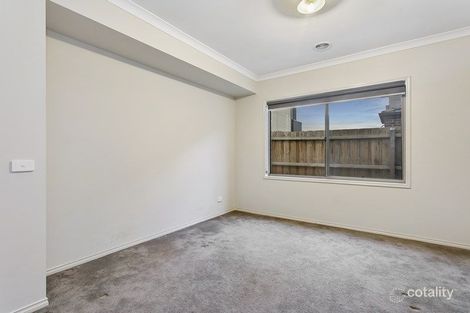Property photo of 12 Lancelot Avenue Clyde VIC 3978