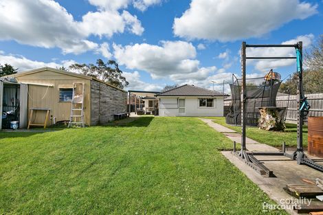 Property photo of 18 Bluegrass Crescent Pakenham VIC 3810