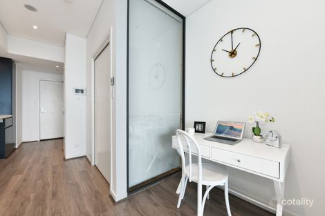 Property photo of 2002/11 Wentworth Place Wentworth Point NSW 2127