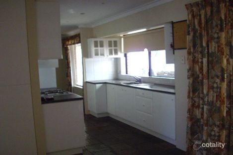 77 Ashburton Dr, Gosnells, WA 6110