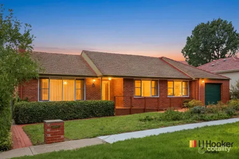 43 Nathan St, Deakin, ACT 2600