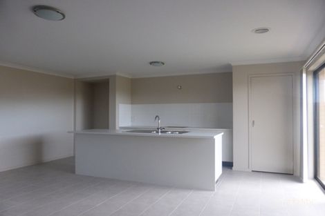 Property photo of 50 Middleton Drive Point Cook VIC 3030