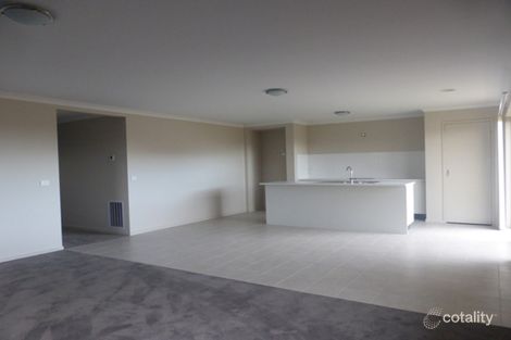 Property photo of 50 Middleton Drive Point Cook VIC 3030