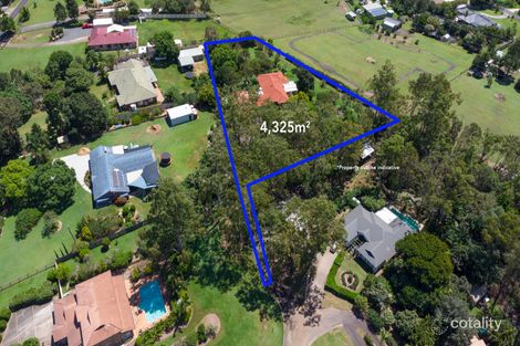 Property photo of 10 Seahorse Court Karalee QLD 4306