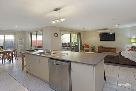 Property photo of 1 Hyndford Court Grovedale VIC 3216