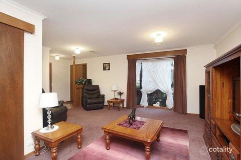 Property photo of 11 Colliet Place Hoppers Crossing VIC 3029