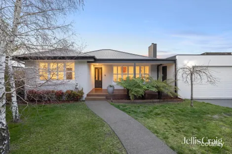 Property photo of 27 Pasadena Crescent Bentleigh East VIC 3165