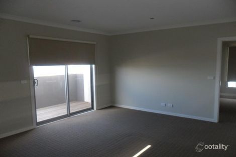 Property photo of 1/10-12 Kooyong Way Caroline Springs VIC 3023