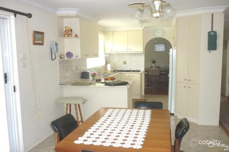 Property photo of 4 Gundagai Crescent Wakeley NSW 2176