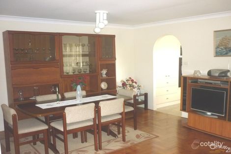 Property photo of 4 Gundagai Crescent Wakeley NSW 2176