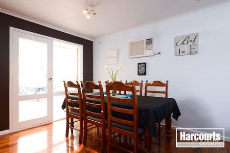 Property photo of 16 Whimbrel Crescent Carrum Downs VIC 3201